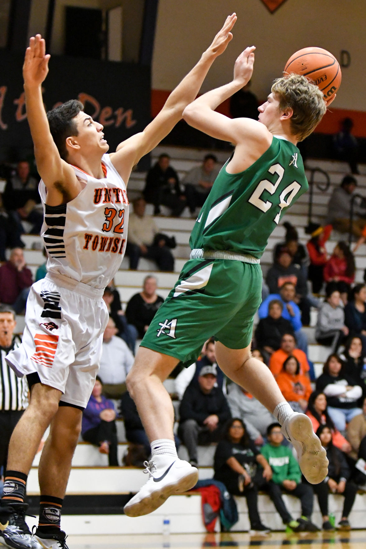 Prep Boys' Basketball: Alleman at United Township